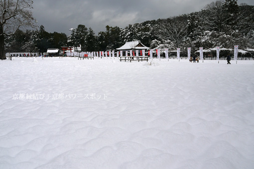 上賀茂神社の雪