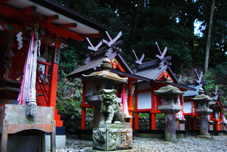 恋志谷神社